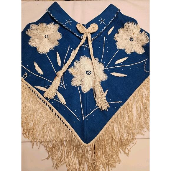 Vintage Youth 70s Embroidered Mexican Poncho/Cape Wool Tassel Fringe Teal - Picture 7 of 8